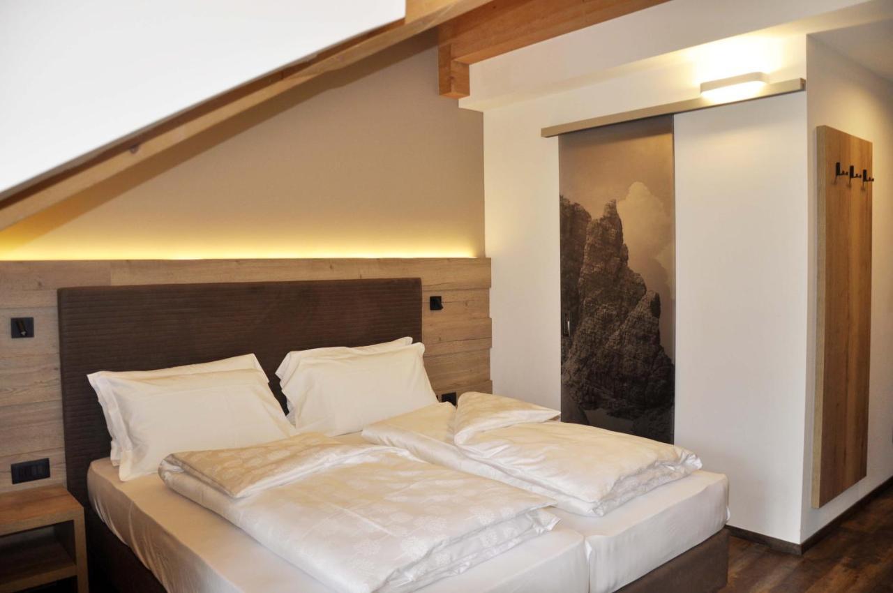 Hotel Leonard Nova Ponente Oda fotoğraf